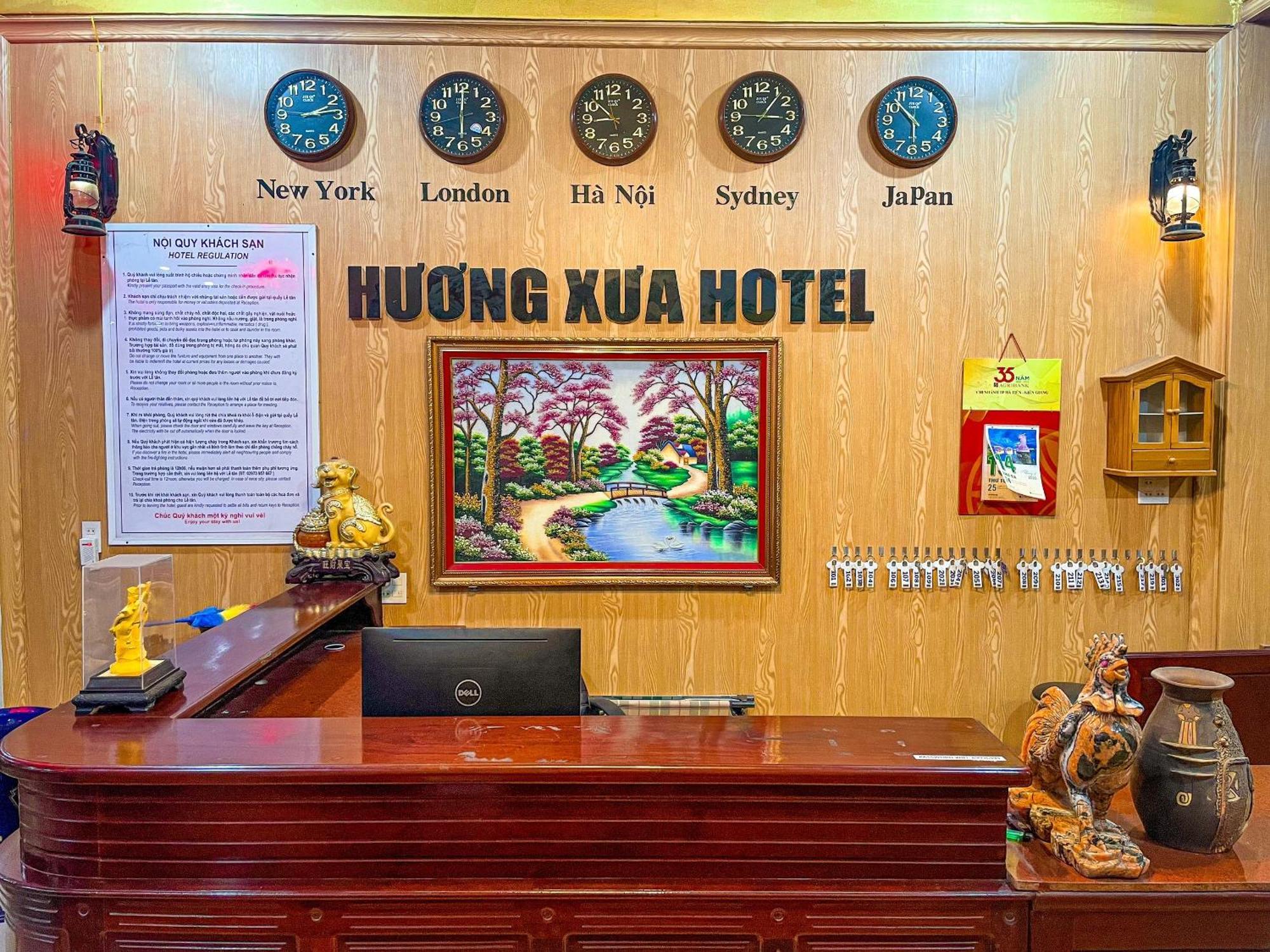 Khach San Huong Xua Hotel Ha Tien Exterior photo